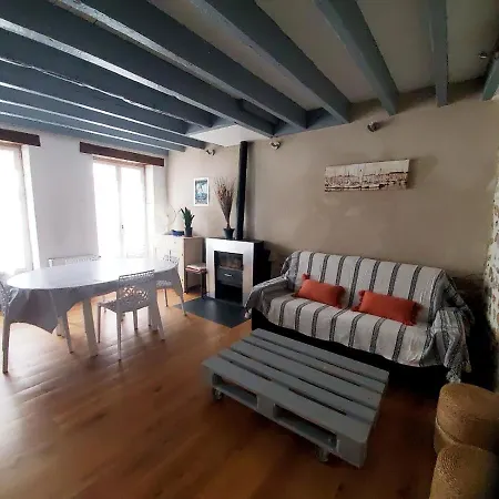 Les Marionnettes, Maison De Ville 80M2 Avec Terrasse La Rochelle  Exterior photo