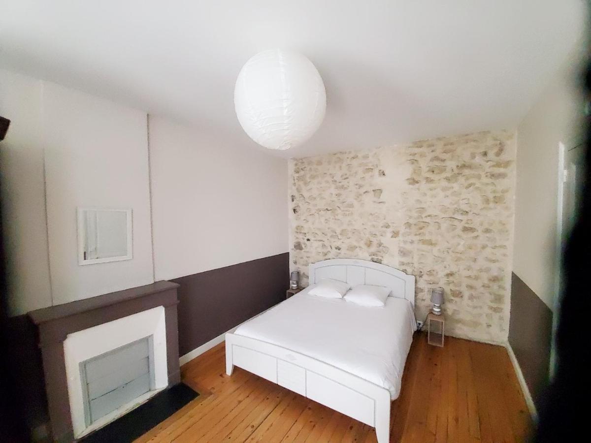 Les Marionnettes, Maison De 80m2 Avec Terrasse Ferienhaus