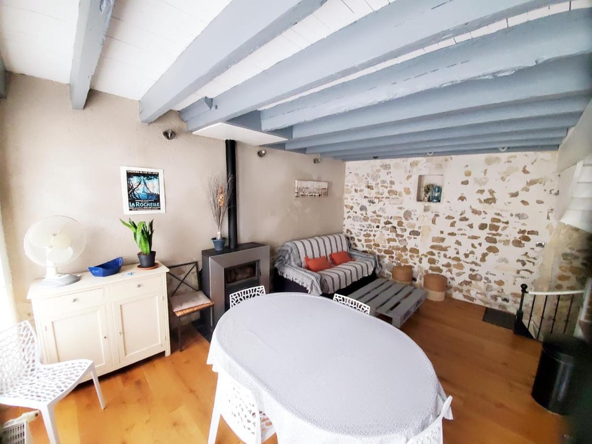 Les Marionnettes, Maison De 80m2 Avec Terrasse Ferienhaus *